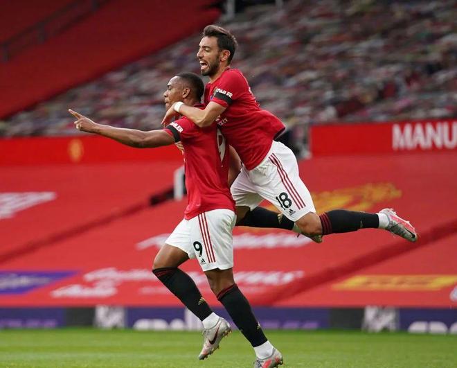 开云足球-大奖赛巅峰对决!燕山烈马队读秒绝平东城风暴队,F1赛场再起波澜;禁区内连续解围的简单介绍